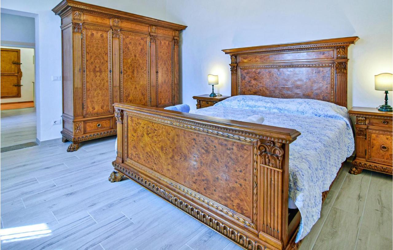 1 Bedroom Gorgeous Apartment In 아레초 외부 사진